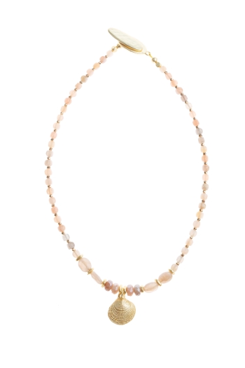 Alma Short Shell Necklace